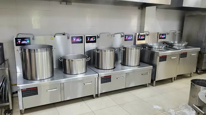 bếp từ công nghiệp cho nhà hàng quy mô lớn