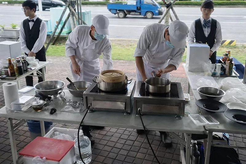 Tại sao nên chọn bếp từ công nghiệp và chúng có thể giải quyết những vấn đề gì?